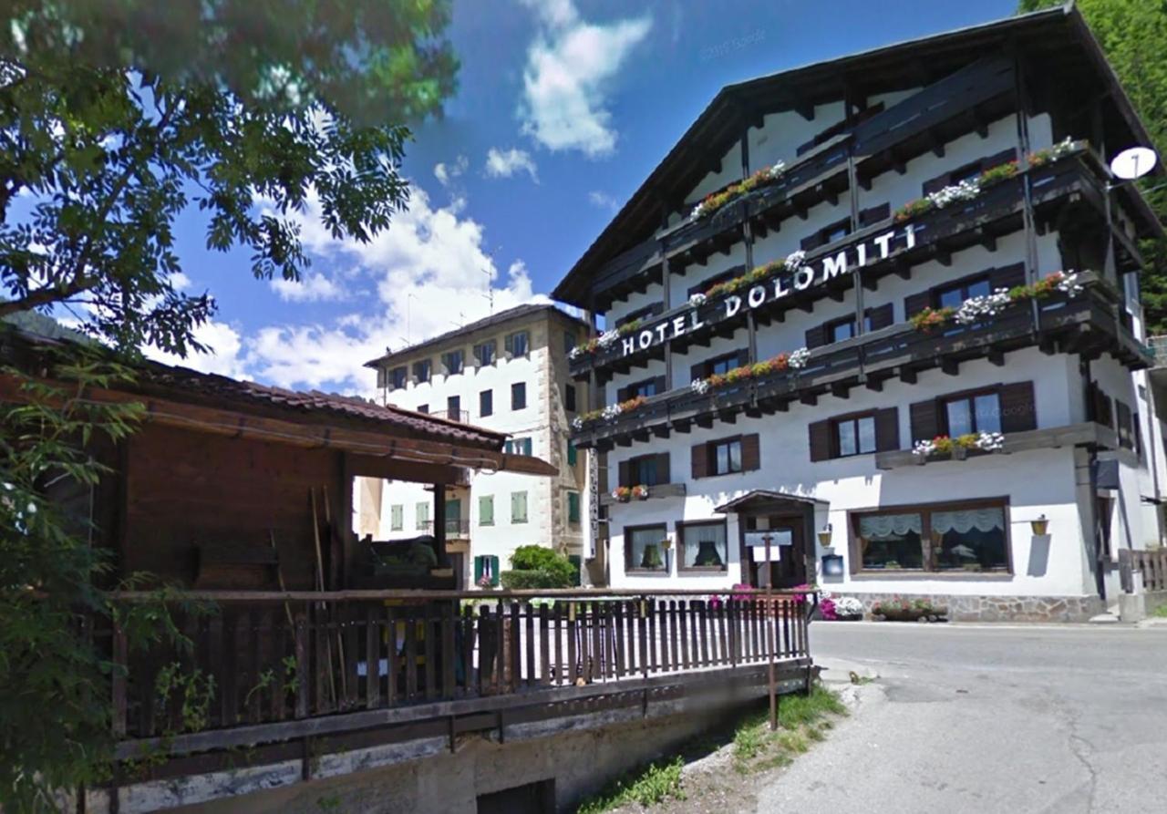 Hotel Tea Dolomiti - Lago Di Alleghe - Monte Civetta Ngoại thất bức ảnh