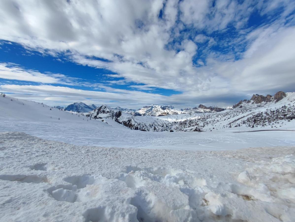 Hotel Tea Dolomiti - Lago Di Alleghe - Monte Civetta Ngoại thất bức ảnh