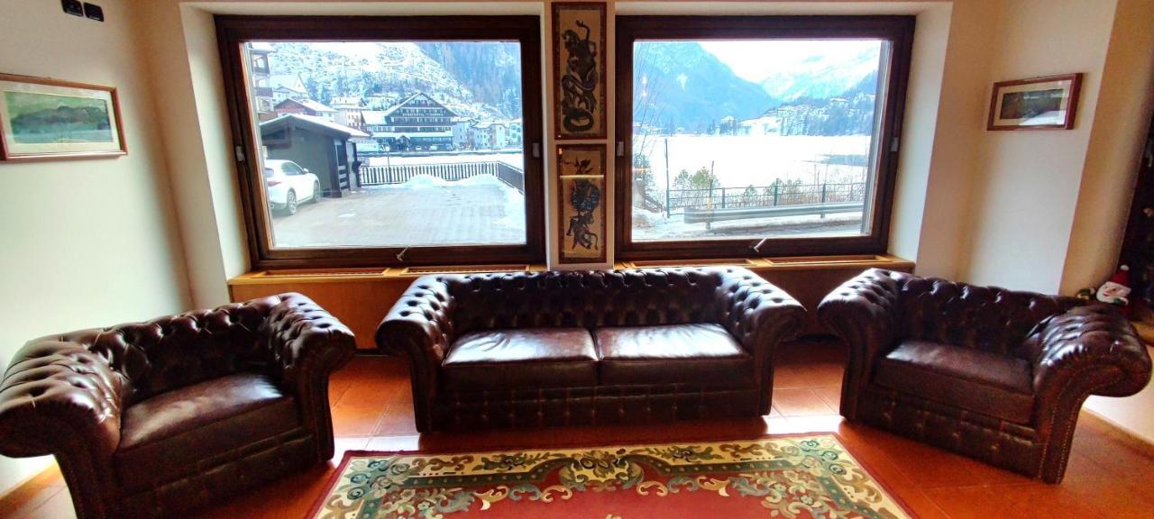 Hotel Tea Dolomiti - Lago Di Alleghe - Monte Civetta Ngoại thất bức ảnh